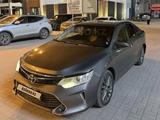 Toyota Camry 2015 года за 5 000 000 тг. в Атырау – фото 2
