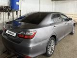 Toyota Camry 2015 года за 5 000 000 тг. в Атырау – фото 4