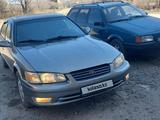 Toyota Camry 2000 годаүшін3 400 000 тг. в Караганда – фото 3