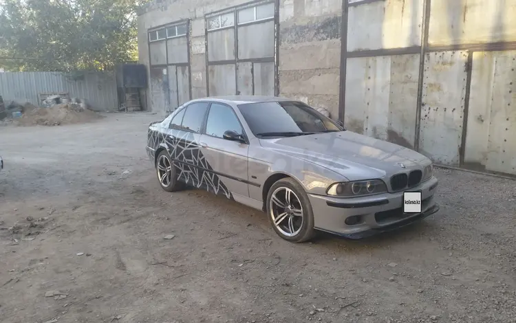 BMW 525 2001 года за 3 200 000 тг. в Караганда