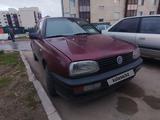 Volkswagen Golf 1993 года за 950 000 тг. в Астана – фото 3