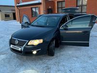 Volkswagen Passat 2006 года за 4 300 000 тг. в Петропавловск