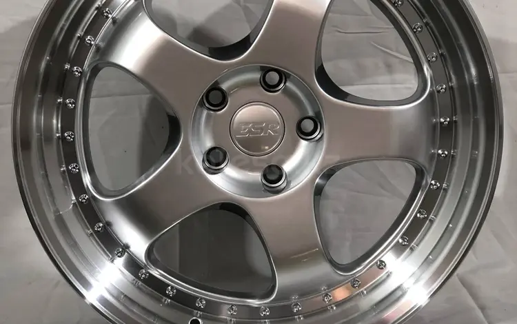 ESR R19 5x114, 3 67, 1 Разноширокие за 440 000 тг. в Алматы