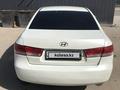 Hyundai Sonata 2006 годаfor3 500 000 тг. в Актобе – фото 7