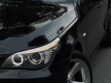 Оригинальные противотуманные фары BMW E60 за 45 000 тг. в Алматы – фото 2