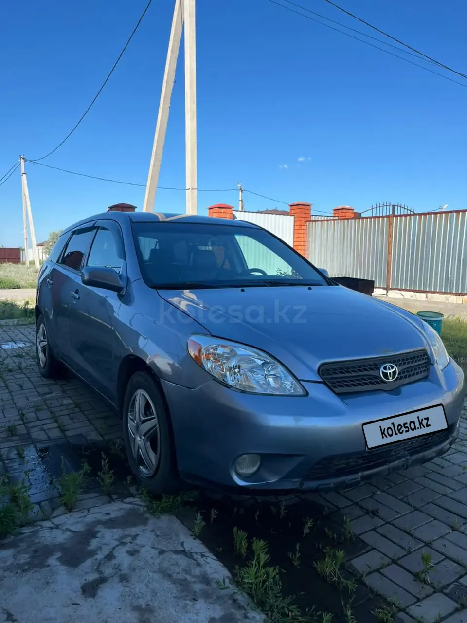 Toyota Matrix, 2004