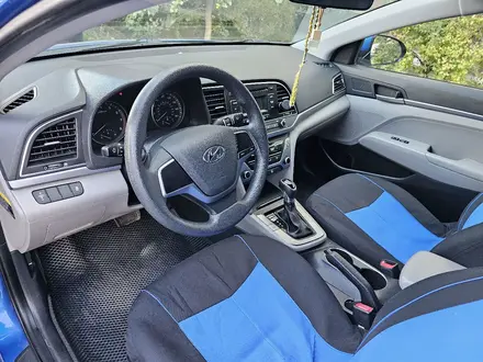 Hyundai Elantra 2016 года за 5 000 000 тг. в Уральск – фото 4