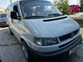 Volkswagen Caravelle 2002 годаfor5 500 000 тг. в Атбасар