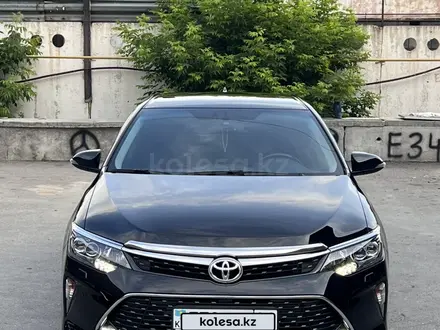 Toyota Camry 2017 года за 14 800 000 тг. в Тараз – фото 2