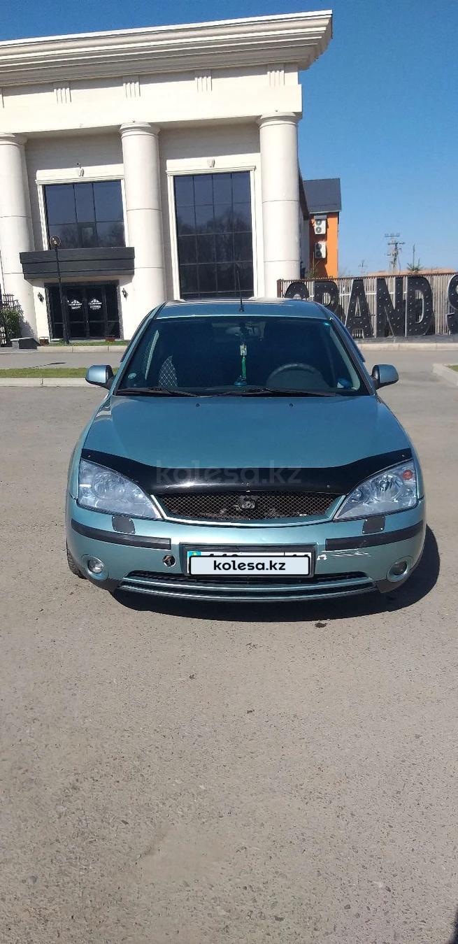 Ford Mondeo 2001 г.