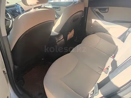 Hyundai Elantra 2015 года за 5 400 000 тг. в Актау – фото 12
