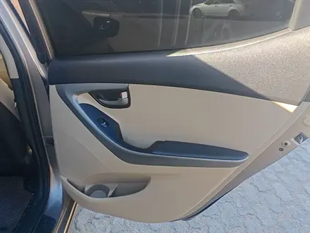 Hyundai Elantra 2015 года за 5 400 000 тг. в Актау – фото 14