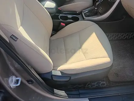 Hyundai Elantra 2015 года за 5 400 000 тг. в Актау – фото 15