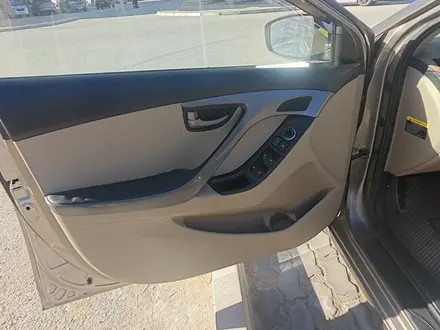 Hyundai Elantra 2015 года за 5 400 000 тг. в Актау – фото 18