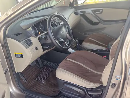 Hyundai Elantra 2015 года за 5 400 000 тг. в Актау – фото 21