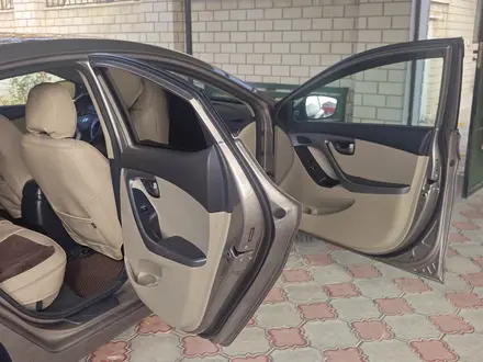 Hyundai Elantra 2015 года за 5 400 000 тг. в Актау – фото 23