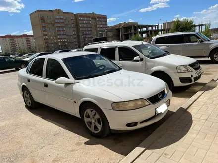 Opel Vectra 2002 года за 1 750 000 тг. в Актобе – фото 2