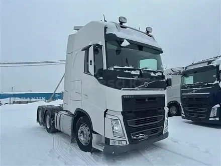 Volvo  FH 2018 года за 25 000 000 тг. в Алматы