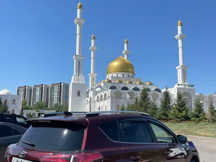 Toyota RAV4 2018 года за 12 500 000 тг. в Астана – фото 10