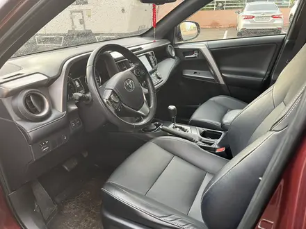 Toyota RAV4 2018 года за 12 500 000 тг. в Астана – фото 4