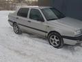 Volkswagen Vento 1994 годаfor1 400 000 тг. в Караганда – фото 2