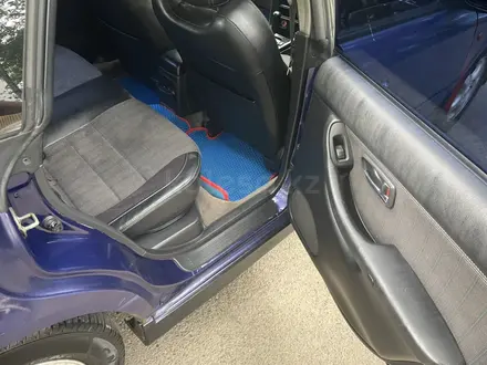 Subaru Legacy 2000 года за 1 500 000 тг. в Алматы – фото 12