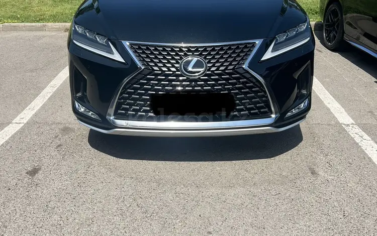 Lexus RX 300 2022 годаүшін26 800 000 тг. в Алматы