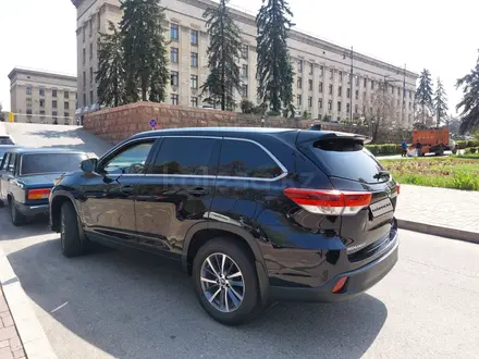 Toyota Highlander 2017 года за 17 900 000 тг. в Алматы – фото 8