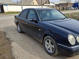 Mercedes-Benz E 200 1995 года за 1 600 000 тг. в Шымкент – фото 3