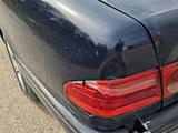 Mercedes-Benz E 200 1995 года за 1 600 000 тг. в Шымкент – фото 5