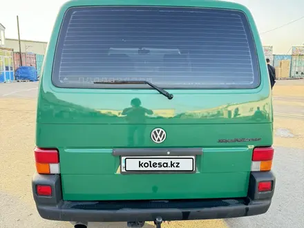 Volkswagen Multivan 1996 года за 4 800 000 тг. в Астана – фото 11