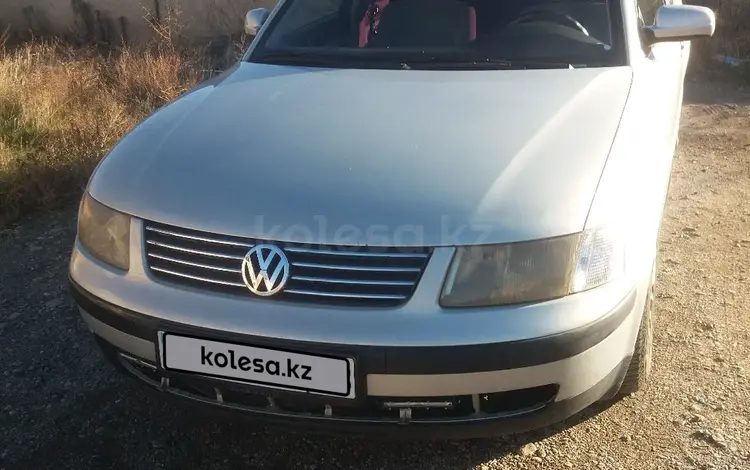 Volkswagen Passat 1998 годаүшін1 800 000 тг. в Тараз