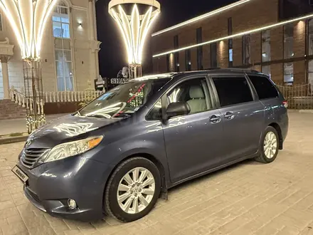 Toyota Sienna 2014 года за 13 000 000 тг. в Актобе