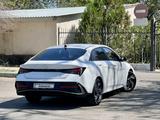 Hyundai Elantra 2023 года за 8 700 000 тг. в Алматы – фото 4