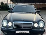 Mercedes-Benz E 320 1998 года за 3 300 000 тг. в Тараз