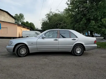 Mercedes-Benz S 320 1998 года за 6 000 000 тг. в Алматы – фото 2