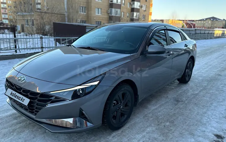 Hyundai Elantra 2022 годаfor9 800 000 тг. в Актобе