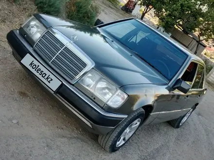 Mercedes-Benz E 200 1991 года за 1 200 000 тг. в Шымкент – фото 6