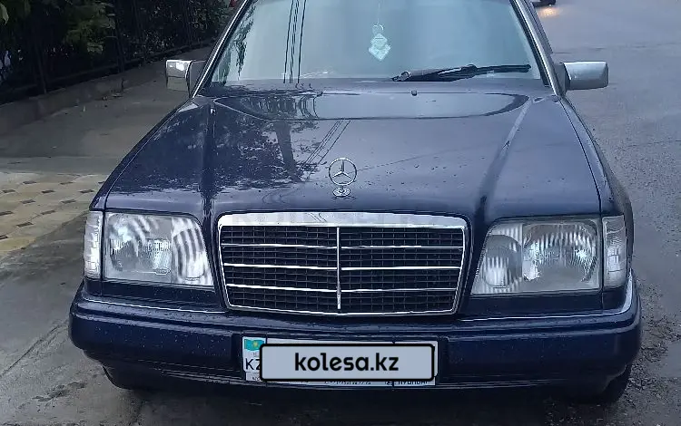 Mercedes-Benz E 220 1994 года за 2 100 000 тг. в Шымкент