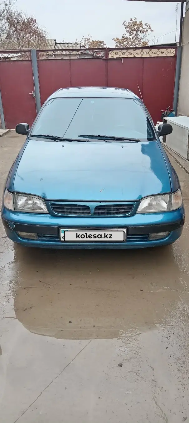 Toyota Carina E, 1997