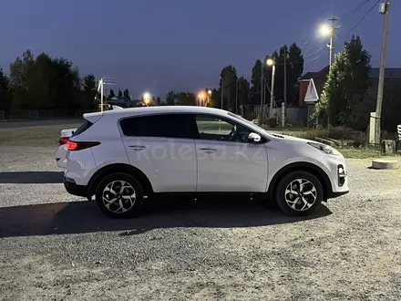 Kia Sportage 2019 года за 10 500 000 тг. в Актобе – фото 3