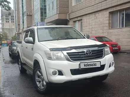 Toyota Hilux 2013 года за 10 300 000 тг. в Алматы