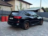 BMW X5 2021 года за 32 000 000 тг. в Алматы – фото 4