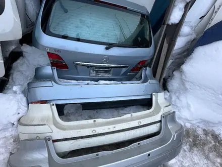 Бампер за 4 400 тг. в Алматы