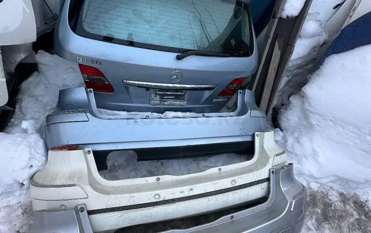 Бампер за 4 400 тг. в Алматы