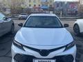 Toyota Camry 2021 года за 15 200 000 тг. в Астана – фото 2