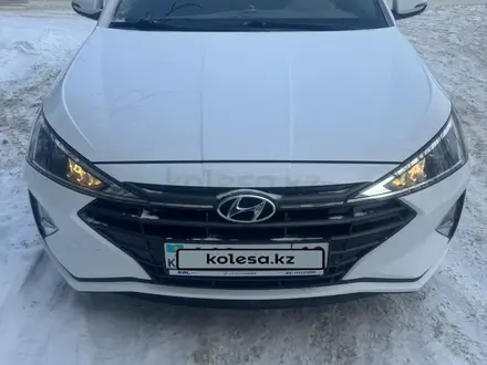 Hyundai Elantra 2019 года за 9 000 000 тг. в Рудный – фото 6
