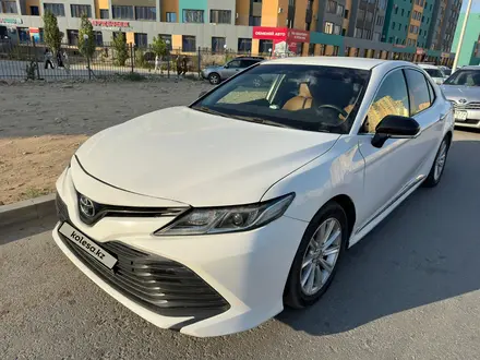 Toyota Camry 2018 года за 11 000 000 тг. в Актау – фото 6