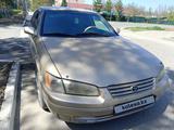 Toyota Camry 1999 годаүшін3 500 000 тг. в Сарканд – фото 3