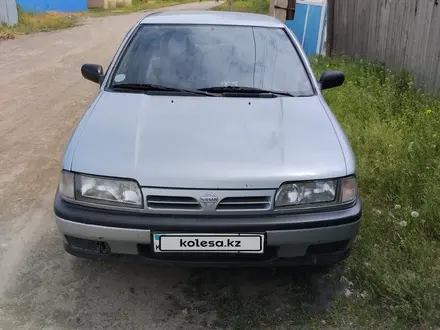 Nissan Primera 1992 года за 1 700 000 тг. в Семей